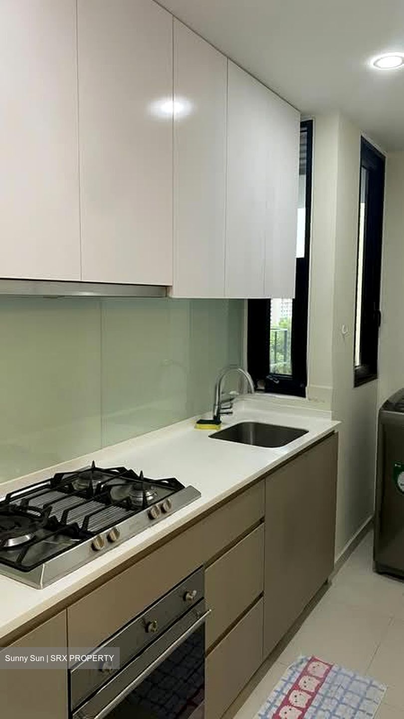 The Trilinq (D5), Condominium #559176601